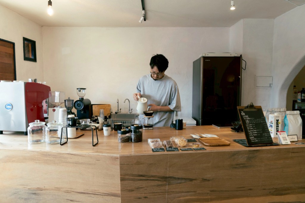 店内・抽出の様子